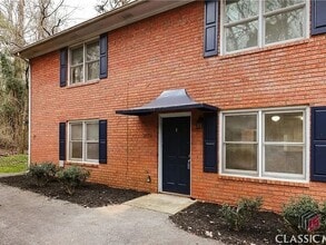 Building Photo - 209 Highland Park Dr