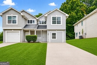 Building Photo - 312B Louise Ln
