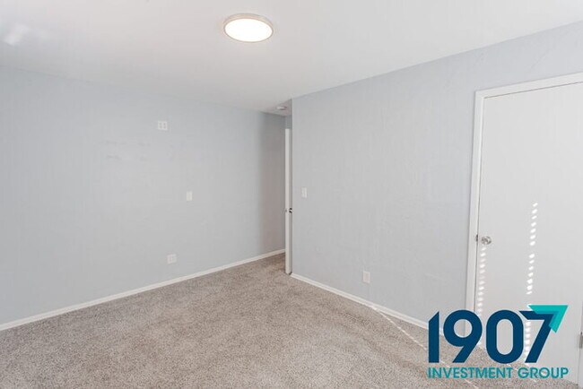 Building Photo - Charming & Updated 3-Bedroom Home in Moore...