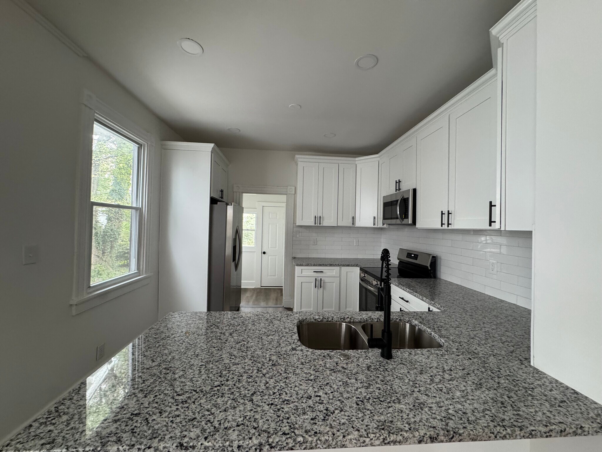 Building Photo - 1226 N 36th St
