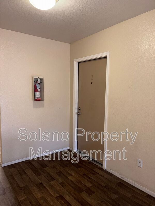 Building Photo - 702 Jackson St