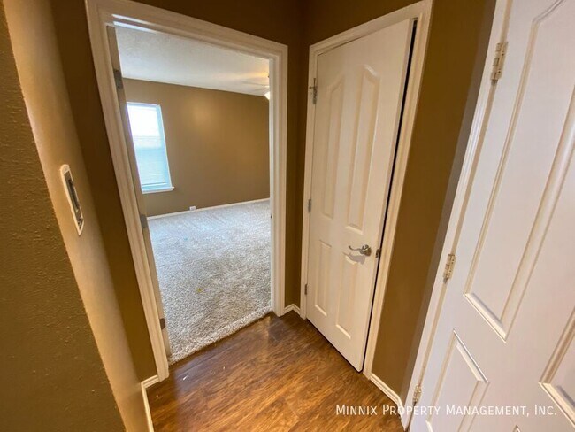 Building Photo - 2530 107th Dr