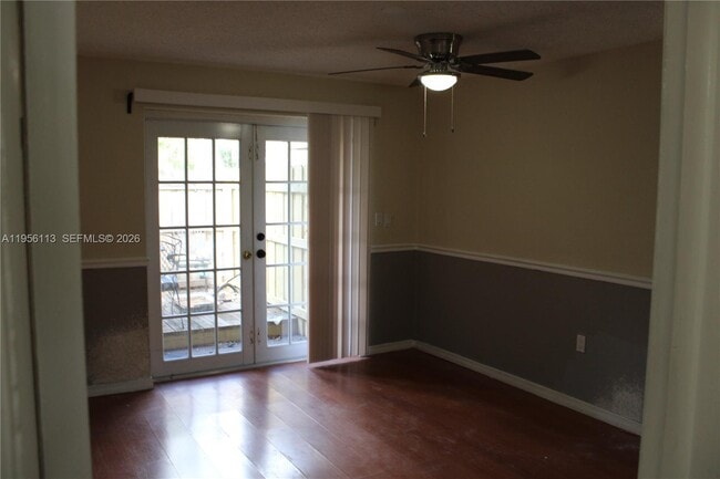 Building Photo - 2740 SW 46th St