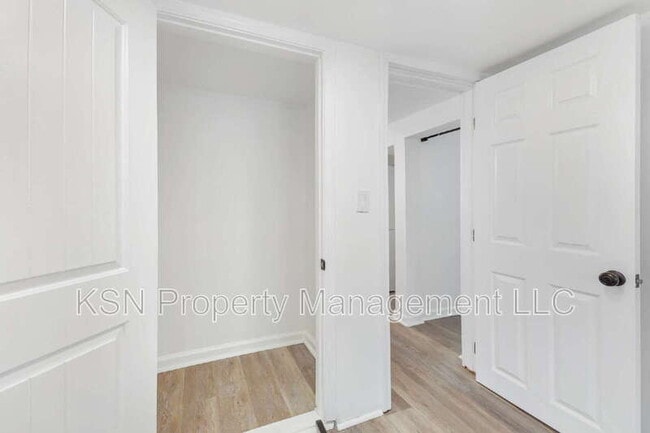 Building Photo - 2015 E 58th St