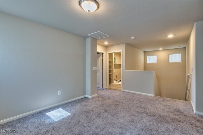 Building Photo - 3939 Lambent Ave