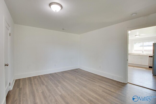 Building Photo - 3507 Dubose St SW