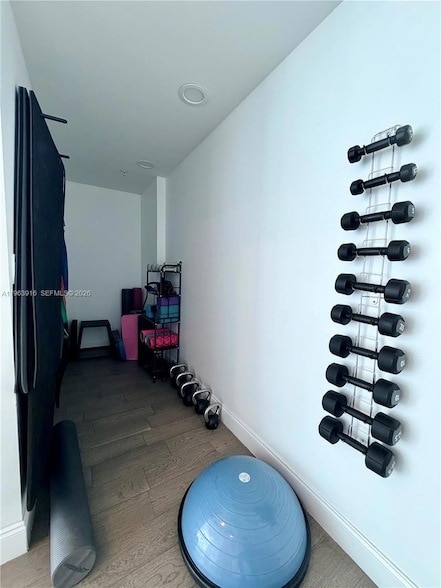 Building Photo - 300 S Biscayne Blvd