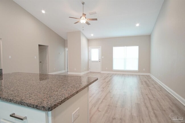 Building Photo - 3513 Southwind Dr