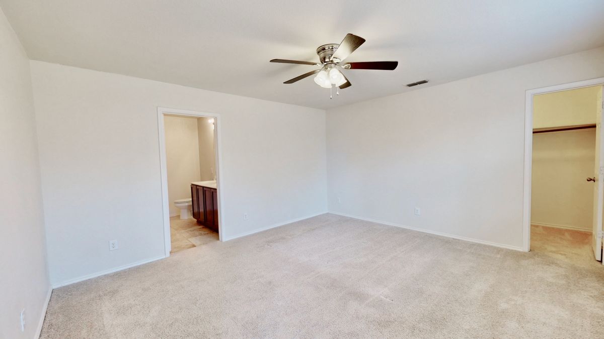 Building Photo - 2914 Whispering Pine Blvd