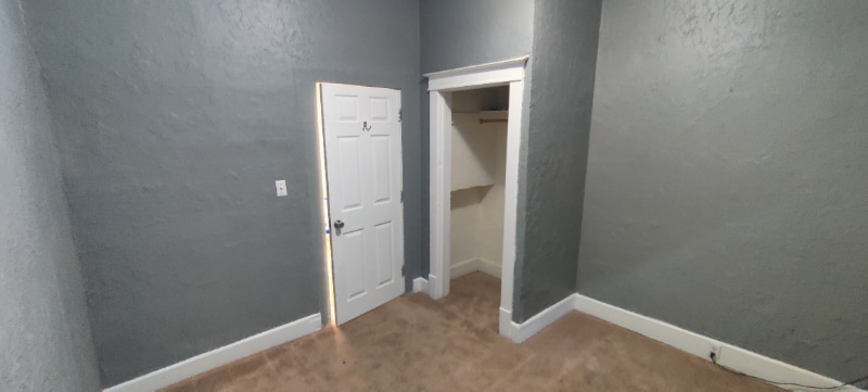 Building Photo - 2903 Pingree Ave E