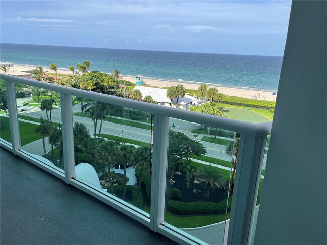 Building Photo - 333 NE 21st Ave