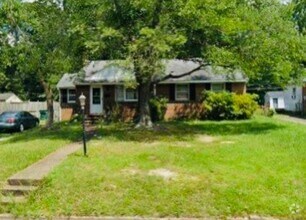 Building Photo - Adorable 3bdrm/1bth Brich Rancher Convenie...