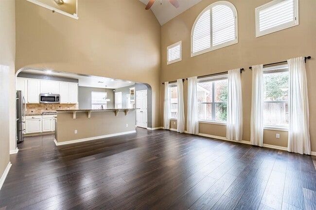 Building Photo - 730 Nelson Ranch Rd