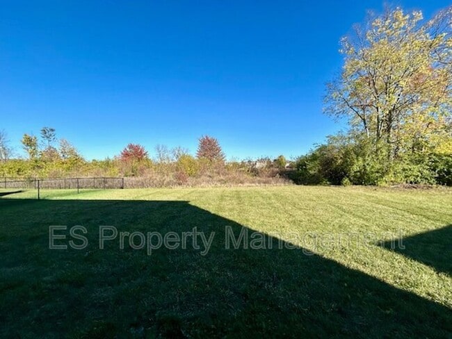 Building Photo - 5363 Shamus Dr