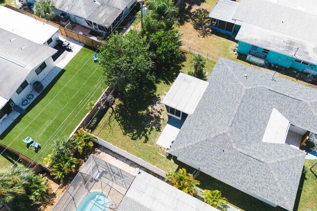 Building Photo - 2491 Coronado Way