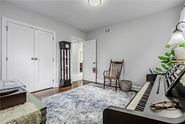 Building Photo - 58 Ballantyne Brae