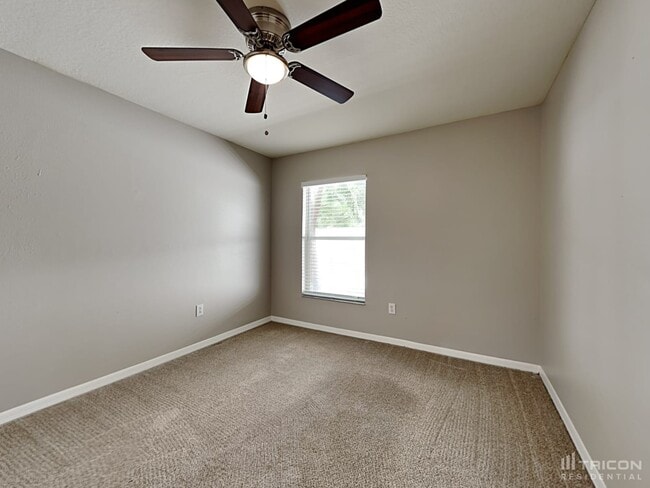 Building Photo - 4220 Mast Ct
