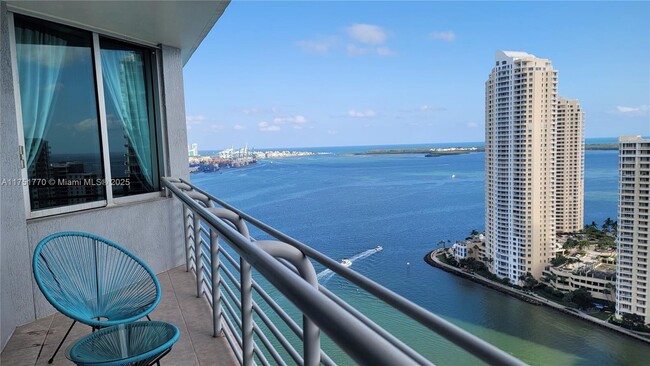 Building Photo - 325 S Biscayne Blvd