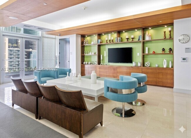 Building Photo - 500 Brickell Ave