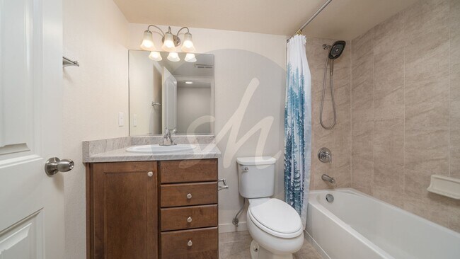 Building Photo - 10825 Fossil Dust Dr