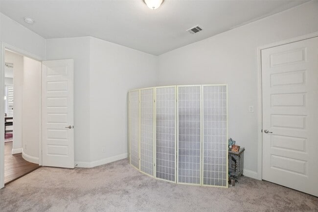 Building Photo - 6209 Verbena Ln