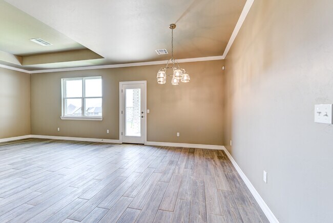 Building Photo - 12606 Shady Glen