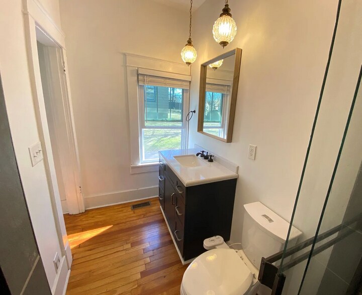 Building Photo - 1212-C McChesney Ave