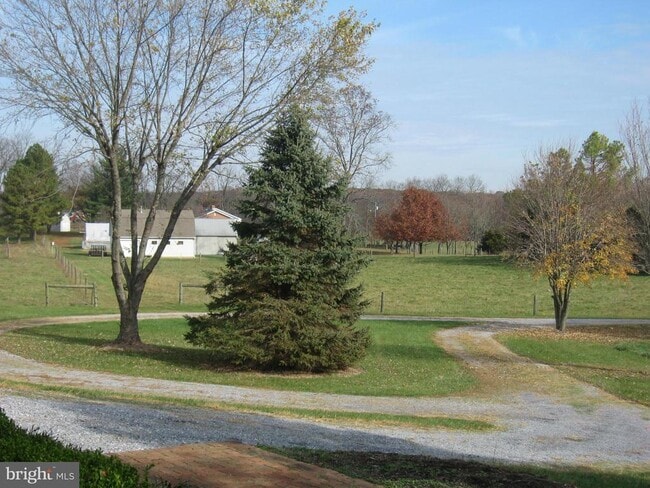 Building Photo - 2109 S Childs Rd