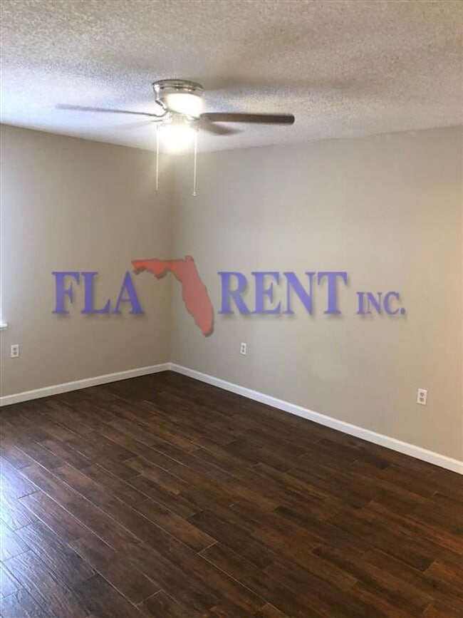 Building Photo - Coming soon...3/2 Single Family Home located in Deltona Lakes