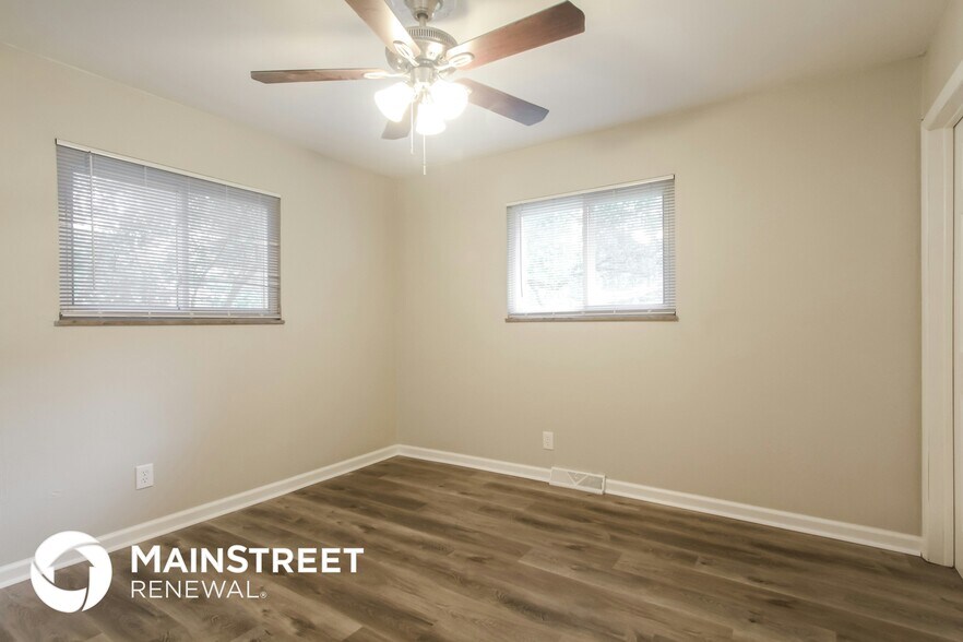 Building Photo - 5105 Rixon Ave