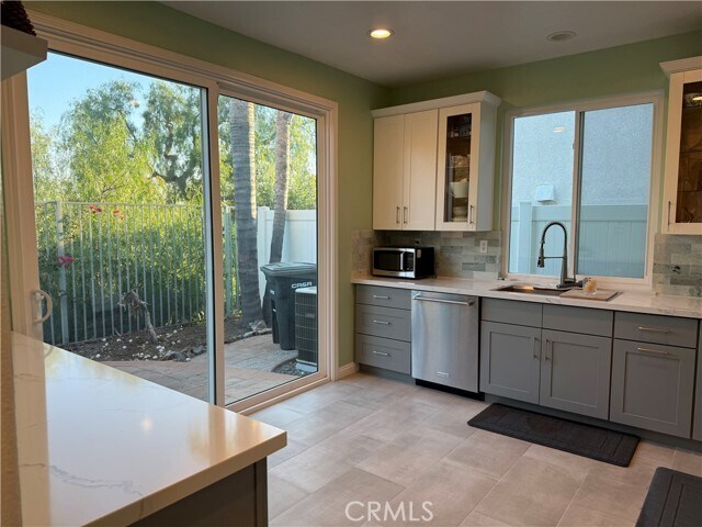 Building Photo - 5904 E Bottlebrush Dr