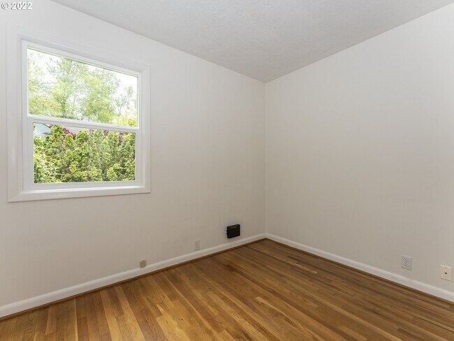 Room to Grow - 8535 SW 58th Ave