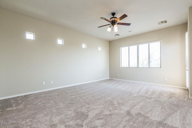 Building Photo - Beautiful Palm Valley Golf Course Home with Casita