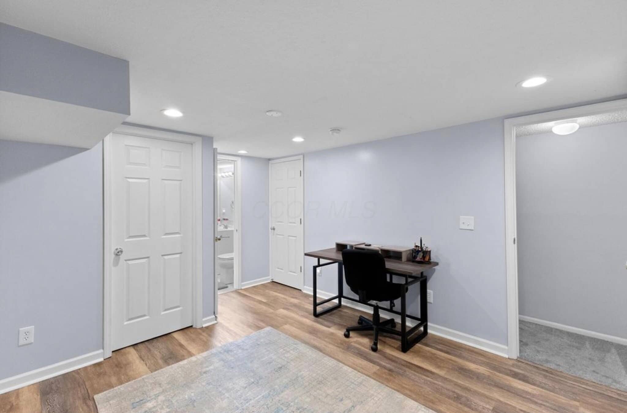 Building Photo - 1699 Ridgebury Dr