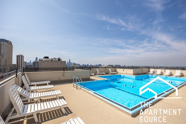 Building Photo - 2754 N Hampden Ct