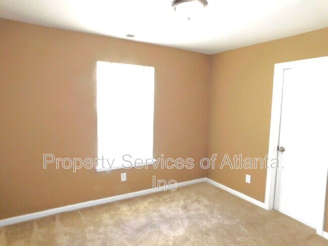 Building Photo - 1795 Devon Dr