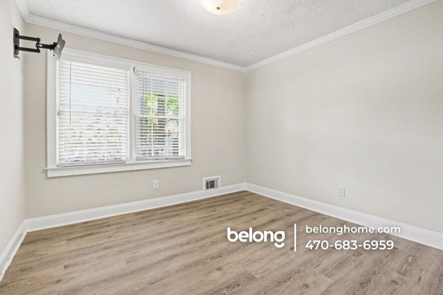 Building Photo - 609 Hickory Rd