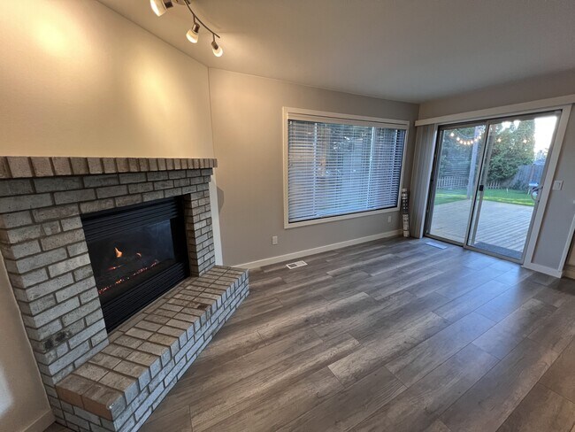 Building Photo - 27037 111th Ct SE