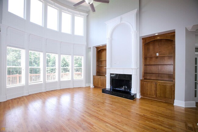 Building Photo - 1660 Briergate Dr