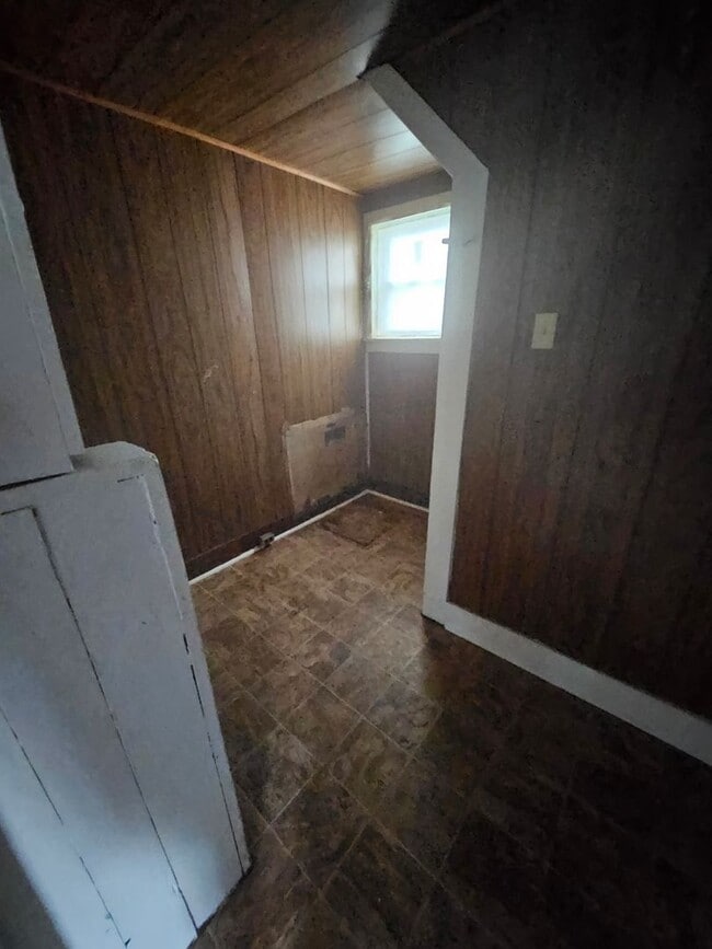 Building Photo - Four bedroom single family home Lower East Side