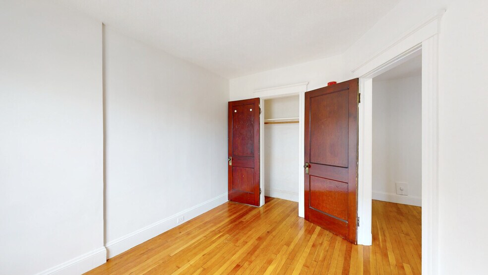 Building Photo - 120 Summer St