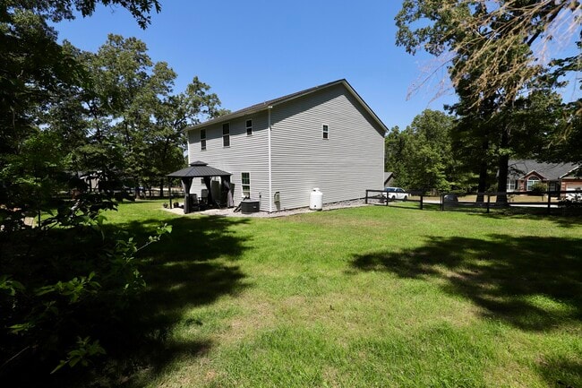 Building Photo - 71 Carina Ln