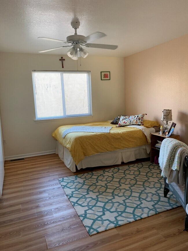 Building Photo - ALL WOOD FLOORS, LARGE BEDROOMS AND EXTRA STORAGE!