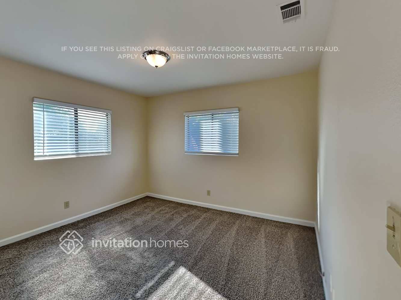 Building Photo - 2805 Rose Ct