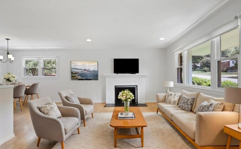 Building Photo - 5954 Kedron St