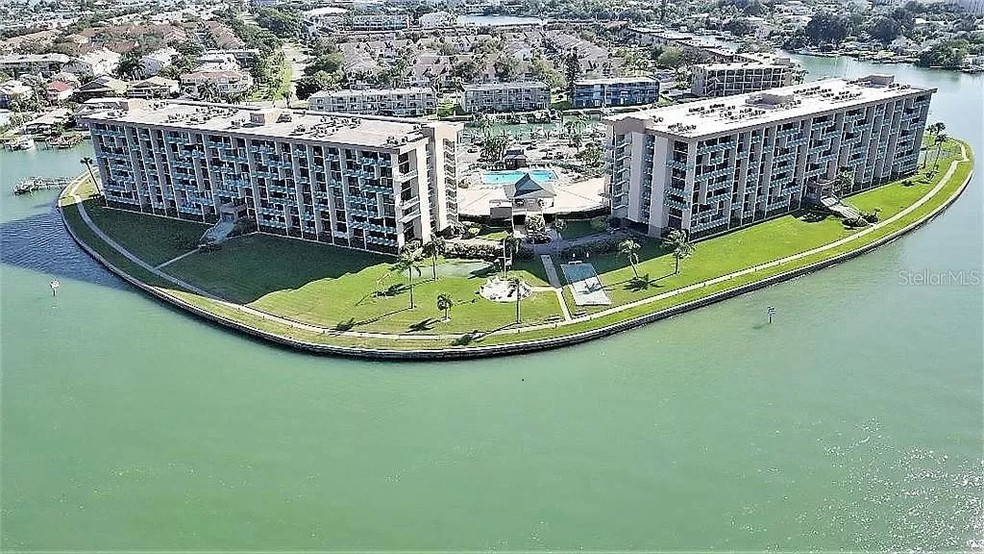 1 Key Capri Direct Waterfront 2/2 - 1 Key Capri Key