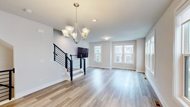 Building Photo - 7017 Louie Ln