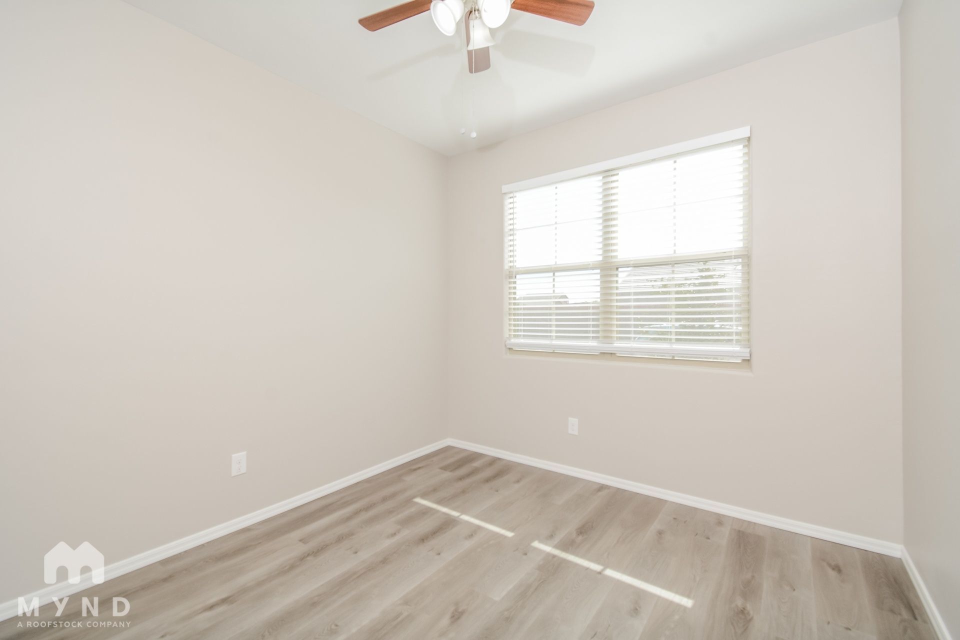 Building Photo - 6330 S 252nd Ln