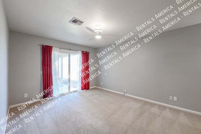 Building Photo - 1360 W Esplanade St