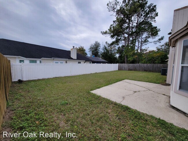 Building Photo - 3 br, 2 bath House - 8338 Rockridge Dr.